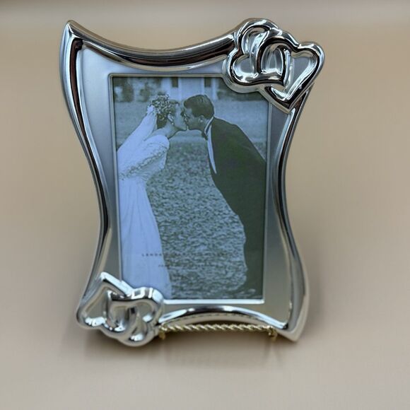 Vintage Lenox Portrait Gallery Silver Plated Heart Photo Frame Fits 4”x6” Photo - Picture 3 of 5
